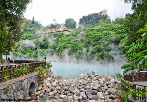 03-thermal-valley-%e5%9c%b0%e7%83%ad%e8%b0%b7-also-known-as-hell-valley-%e5%9c%b0%e7%8d%84%e8%b0%b7-ghost-lake-%e9%ac%bc%e6%b9%96-beitou-taipei-taiwan-large