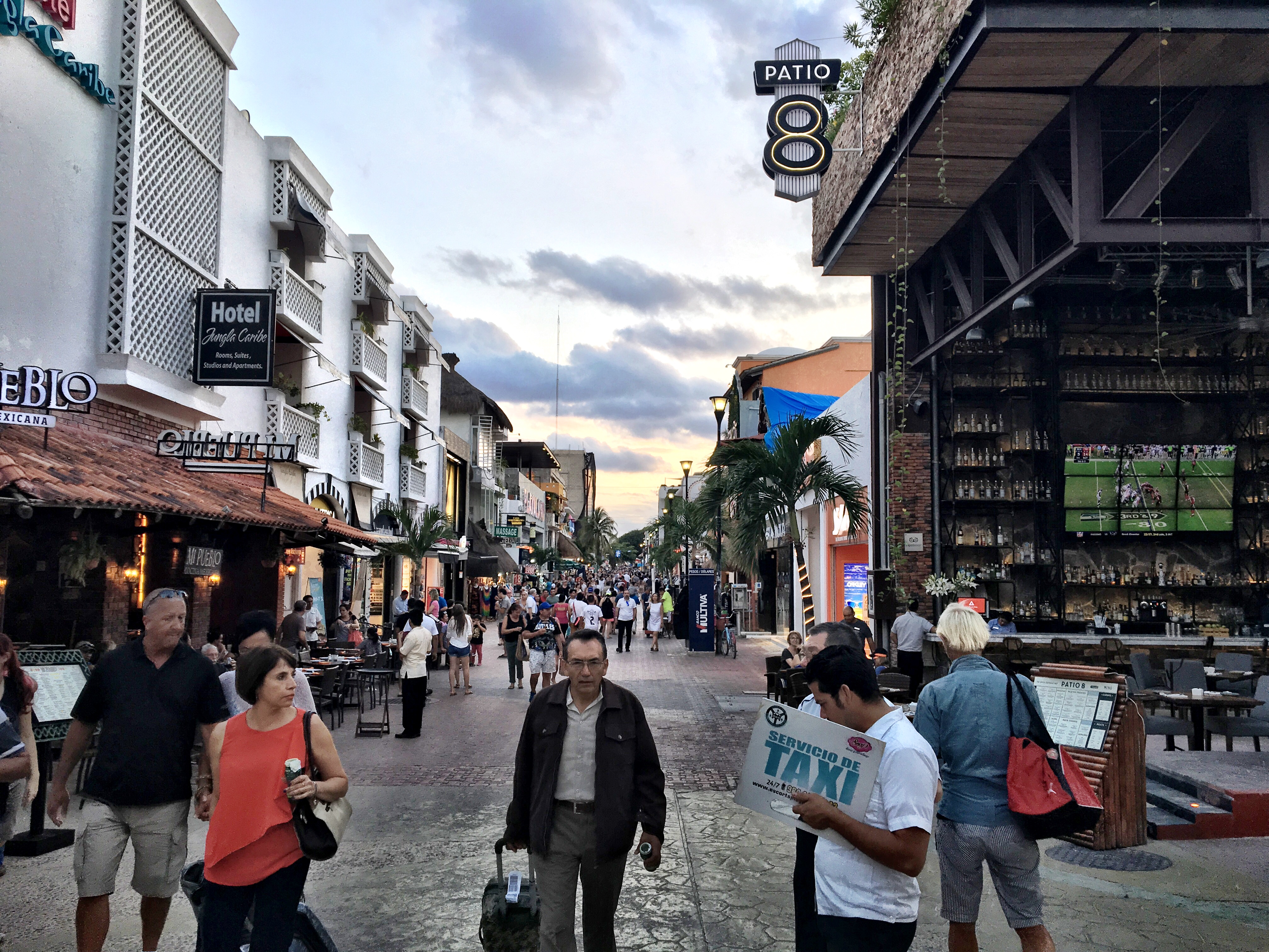 Calle 5 in Playa Del Carmen