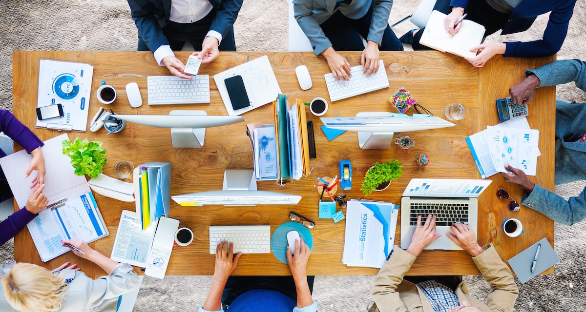 8 Ways to Build Better Engagement for Your Online Team