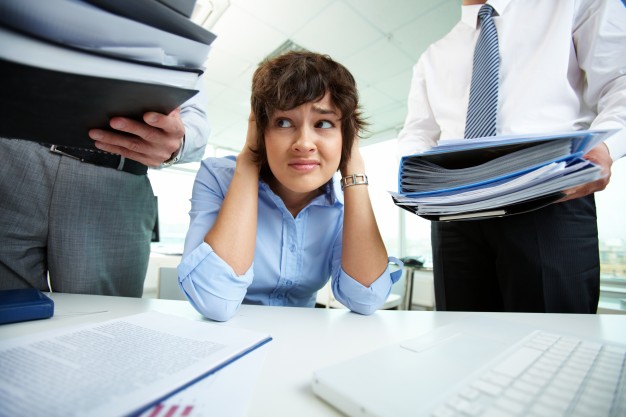 5 Signs of a Toxic Workplace and How to Handle It