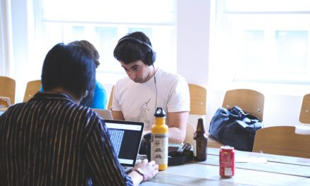 How to Set and Maintain Healthy Boundaries When Working Remotely