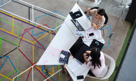 How Freelancers Can Use Coworking to Land Clients
