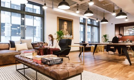 How to Maintain Company Culture in a Hybrid Work Model