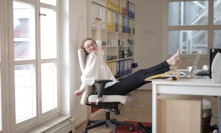 10 Exercises You Can Do During a Work Break to Boost Your Productivity