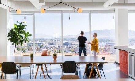 Coworking Space vs Traditional Office: What’s the Best Fit for Your Business?