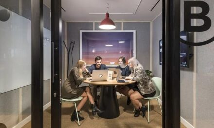 How To Improve Skills of Hybrid Marketing Teams