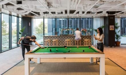 How to Help Colleagues Choose the Perfect Coworking Space When Relocating