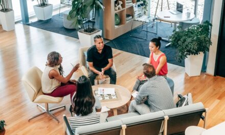 2025 Predictions: What’s Next for Hybrid Work Models?